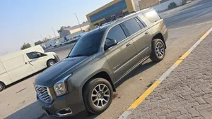 GMC Yukon Danali 4x4 V8 6.2L Family Car Model 2017
