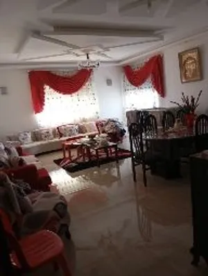شقه للبيع في الجبيهه