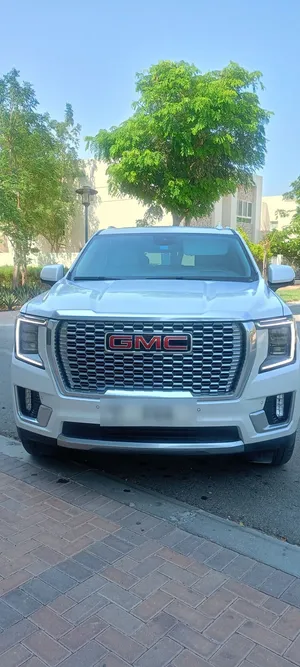 2023 GMC Yukon Denali GCC 8 seats 1 owner Agency warranty to 2028
