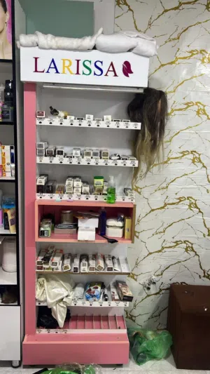 فاترينا اصباغ مستعمل نظيف 95%