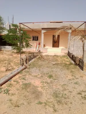 120 m2 2 Bedrooms Townhouse for Sale in Tripoli Ain Zara