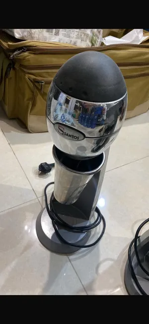 آلة ميلك شيك و خفق