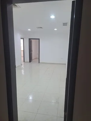 للايجار بحولي شقة  سكنيه عزوبي عزوبي عزوبي