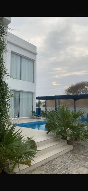 2 Bedrooms Chalet for Rent in Al Batinah Barka