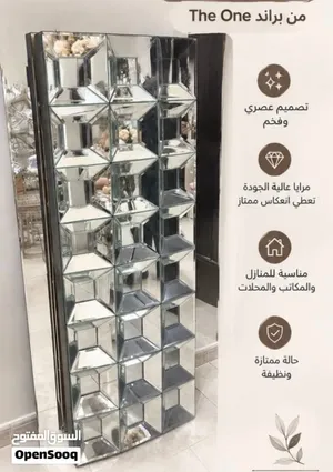 مرايا ديكور فخمة ومميزة - شكل هندسي عصري