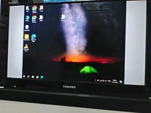 شاشه توشيبا w 20 24 إنش للبيع بسعر مستعجل