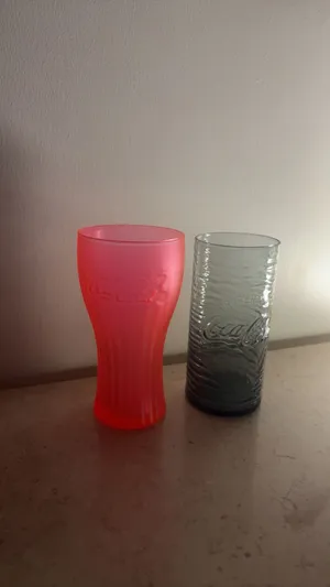 قزاز كولا الاصليه مآخذها من ألمانيا limited edition و كان العرض للصيف بس و في 2023 تقدر تبحث عنها
