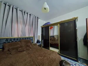 غرفة نوم مستعملة