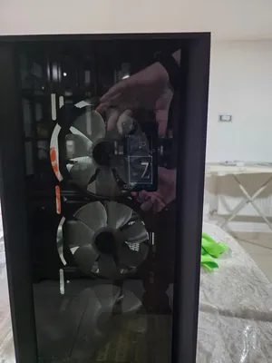 corsair 5000x black بحالة ممتازة