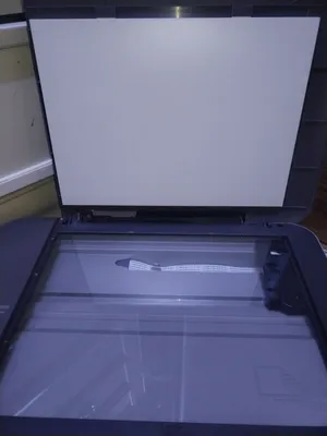 طابعة HP Deskjet 1050 (طباعة وتصوير وسكانر) بحالة ممتازة للبيع