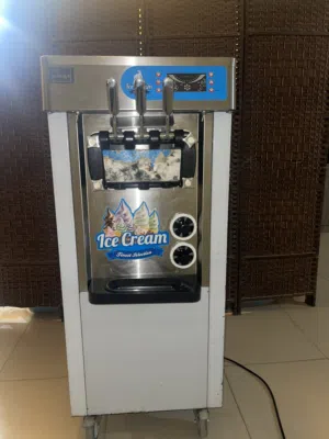 Ice cream machine  (unique)