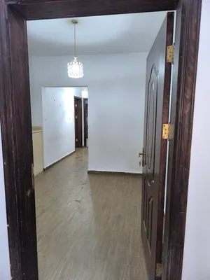 100 m2 2 Bedrooms Apartments for Rent in Benghazi Al Hada'iq