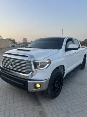 تندرا SR5 2017 للبيع Tundra SR5 2017 For Sale