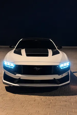 2024 Ford Mustang Dark Horse V8 – GCC Specifications