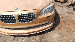 التواصل واتسب فقط Bmw. 750 2012