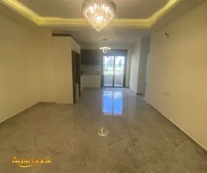 شقة مميزة بتشطيب سوبر ديلوكس للبيع عين مصباح – شارع الكرمل