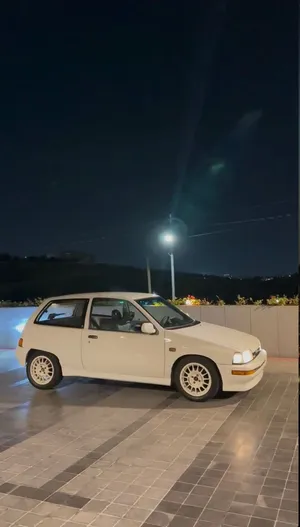 دايهاتسو شاريد 1992