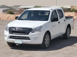 Used Isuzu D-Max in Al Riyadh