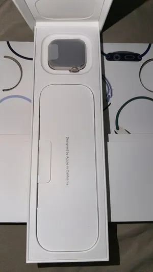Apple Watch SE 3 - 40mm - Starlight Aluminum - GPS