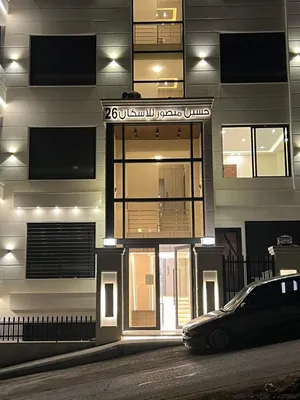 شقق مقابل كليه اللمنوس طريق الخدمات البتراء للبدل على أرض تصلح للاسكان