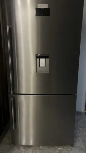 تلاجة شارب