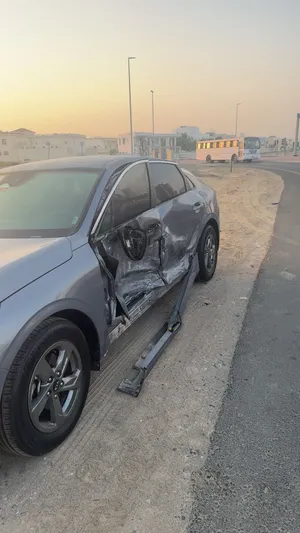 نشتري جميع أنواع السيارات ( سكراب) بدون فحص من امام باب المنزل