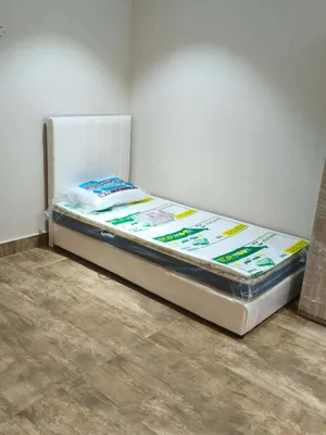 single bed with mattress