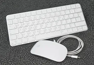 Apple Wireless Bluetooth Magic Keyboard & Magic Mouse Rechargeable With Lightning Cable..