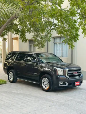 GMC Yukon SLE Year-2015 8 seater 4 New Tires with 5 year warranty