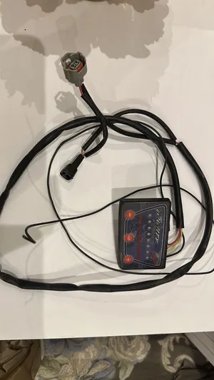 كمبيوتر رابتر 700 البيع ب 300 درهم Raptor 700 ECU for all models for 300 dirhams