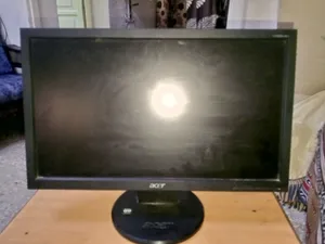 14 Acer monitors for sale in Amman