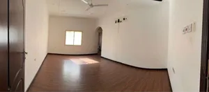 Apartment for Sale in Arad – BD 44,000 للبيع شقة واسعة في الطابق الأرضي في بناية مكونة من 6 شقق