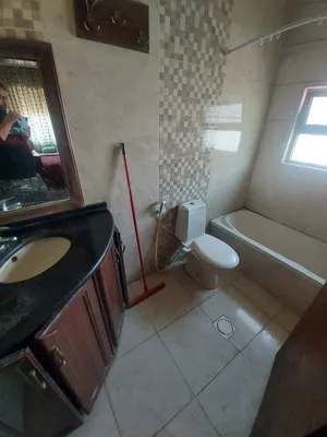 100 m2 2 Bedrooms Apartments for Rent in Amman Shmaisani