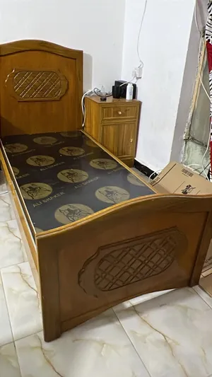 غرفه نوم للبيع حلوه نضيفه بدون شخوط او زلع