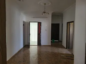 شقة ديلوكس للايجار قرب شارع الوينك بسعر  مناسب / الهاتف في التفاصيل فقط