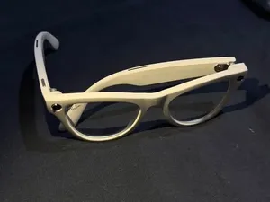 Ray-Ban Meta Skyler Transitions – Chalky Gray