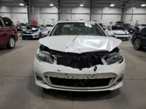 Toyota Avalon Model 2015 Color White intereir Color is Baige VCC American For Sale in same condition