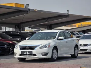 Used Nissan Altima in Sharjah