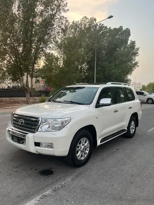 Toyota Land Cruiser 2011