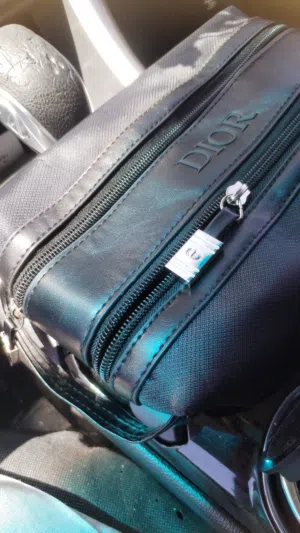 Dior origenal unisix  Handbag Without box