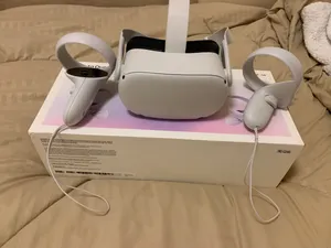 Vr meta quest 2 ويا سكوتر سريع ومستعمل شوي لاكن كل شي معدل فيه والvr مستخدم شهر بس