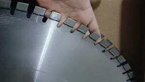 قص وتقطيع وتخريم الخرسانه