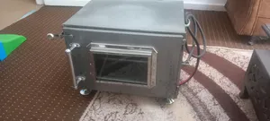 فرن اربه مواسير من الداخل لا يوجد صدا  بحاله الوكاله مبطن بلكامل