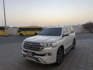 Toyota لاند Cruise