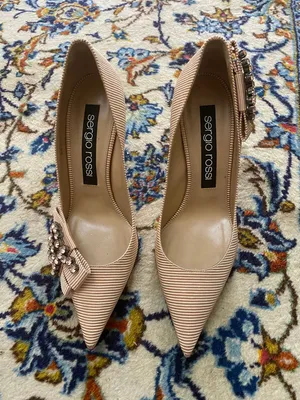Authentic Sergio Rossi pumps size 39