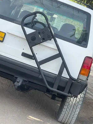 علاق تاير سبير نظيف صبغته جديدة من موديل97وفوق