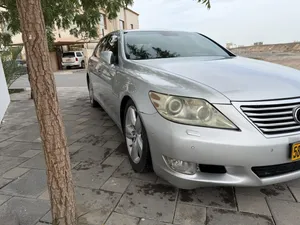 Used Lexus LS in Muscat
