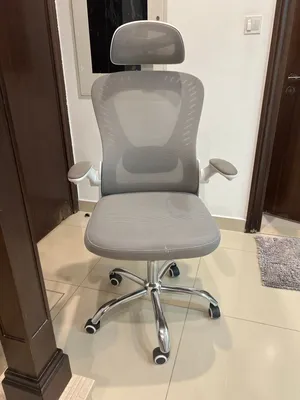كرسي قيمينق او مكتب جديد