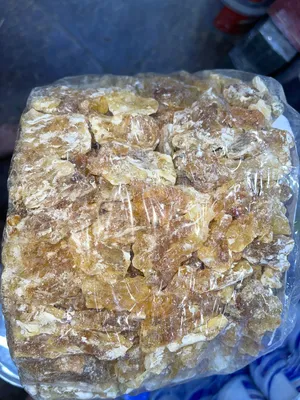 ماشاء الله تبارك الله لبان مشط بضاااعه ممتازه سعر الكيلو. 22000ریال للتواصل