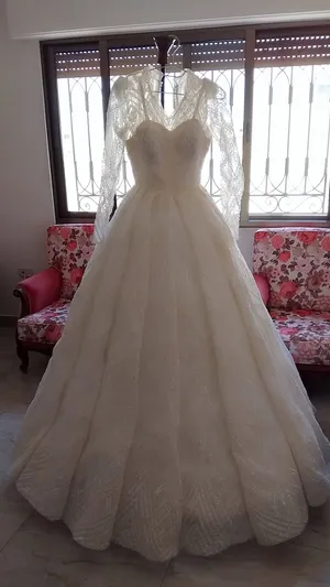 بدلة عروس 2026